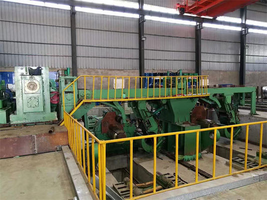 0.8-1.5 X 600mm υψηλός διαδοχικός κρύος μύλος 4 με το σπειροειδή συσσωρευτή 700
