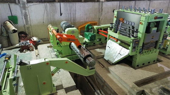 6 Hi Leveler Servo Cut σε μήκος γραμμής με Edge Trimmer και διπλή Stackers