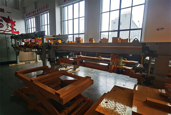 Χειριστής 2-3 Μηχανή κοπής μετάλλων Πλάτος 600-1500mm Σχεδιασμένη για σταθερή κοπή σε γραμμές κατασκευής μετάλλων